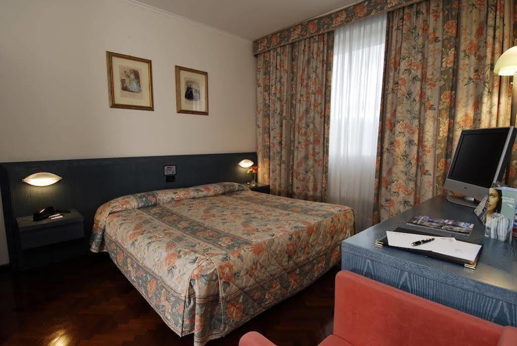 Park Hotel Ripaverde Borgo San Lorenzo Exteriör bild